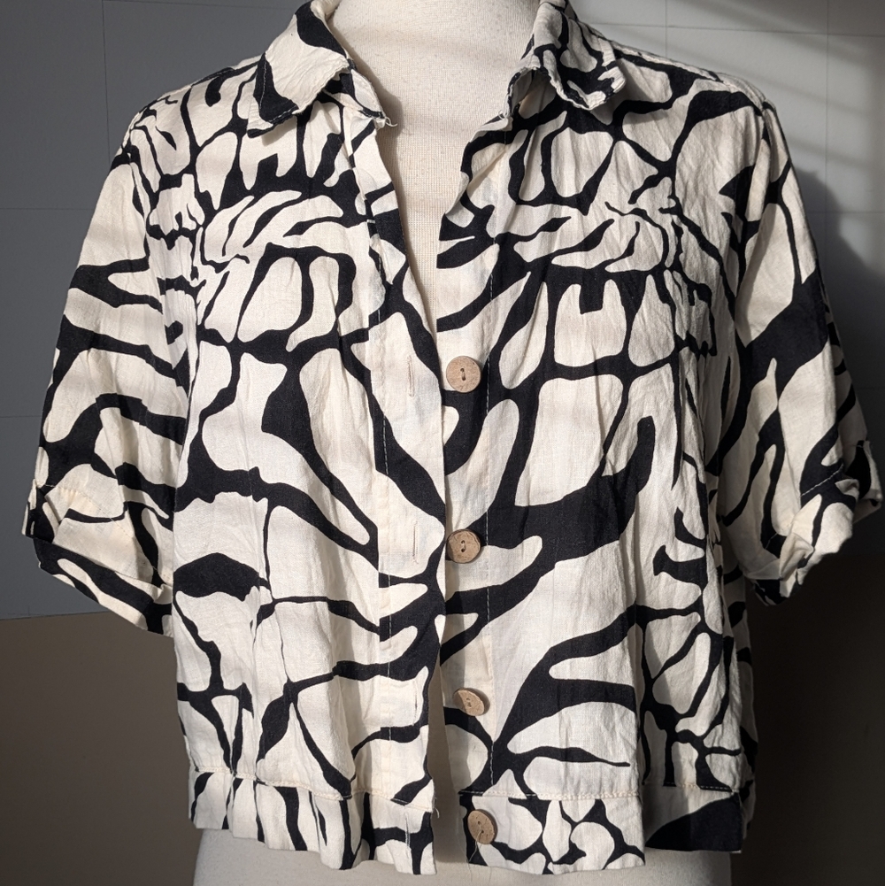 Rachel Zoe Black and White Patterned Crop Top